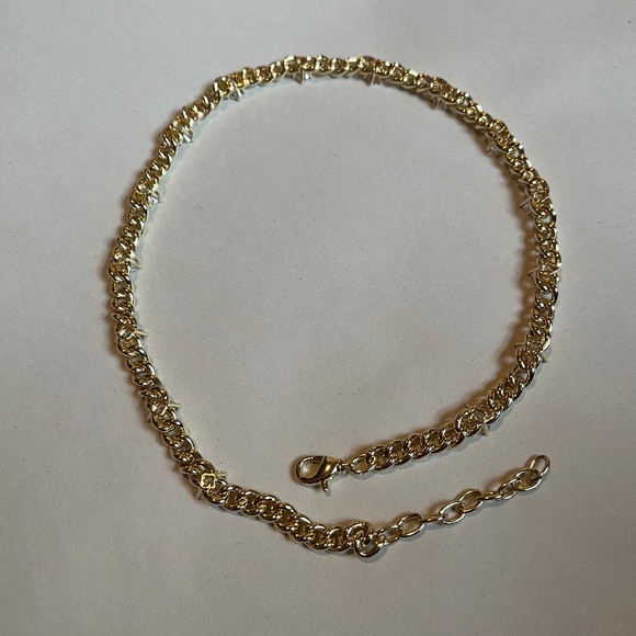 KENDRA SCOTT Cailin Crystal Chain Gold Embellished Gold Plated Zirconia Necklace - Picture 6 of 6